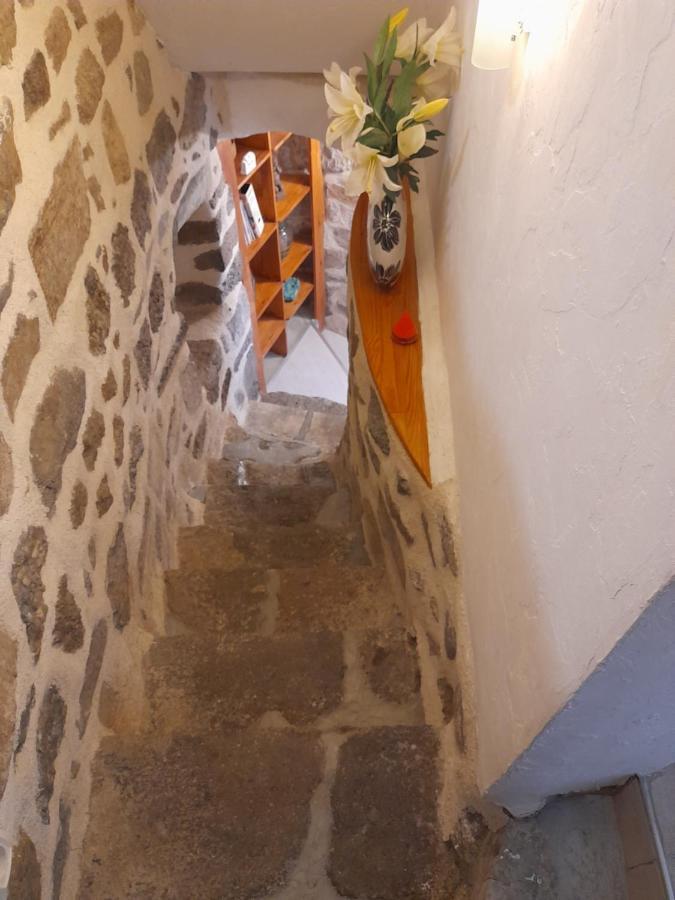 Tour Medievale De L'An Mille Leilighet Loudes Eksteriør bilde